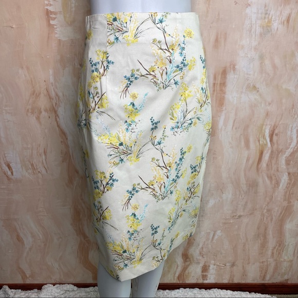 Antonio Melani Rosalie Skirt Size 2 - Picture 3 of 8